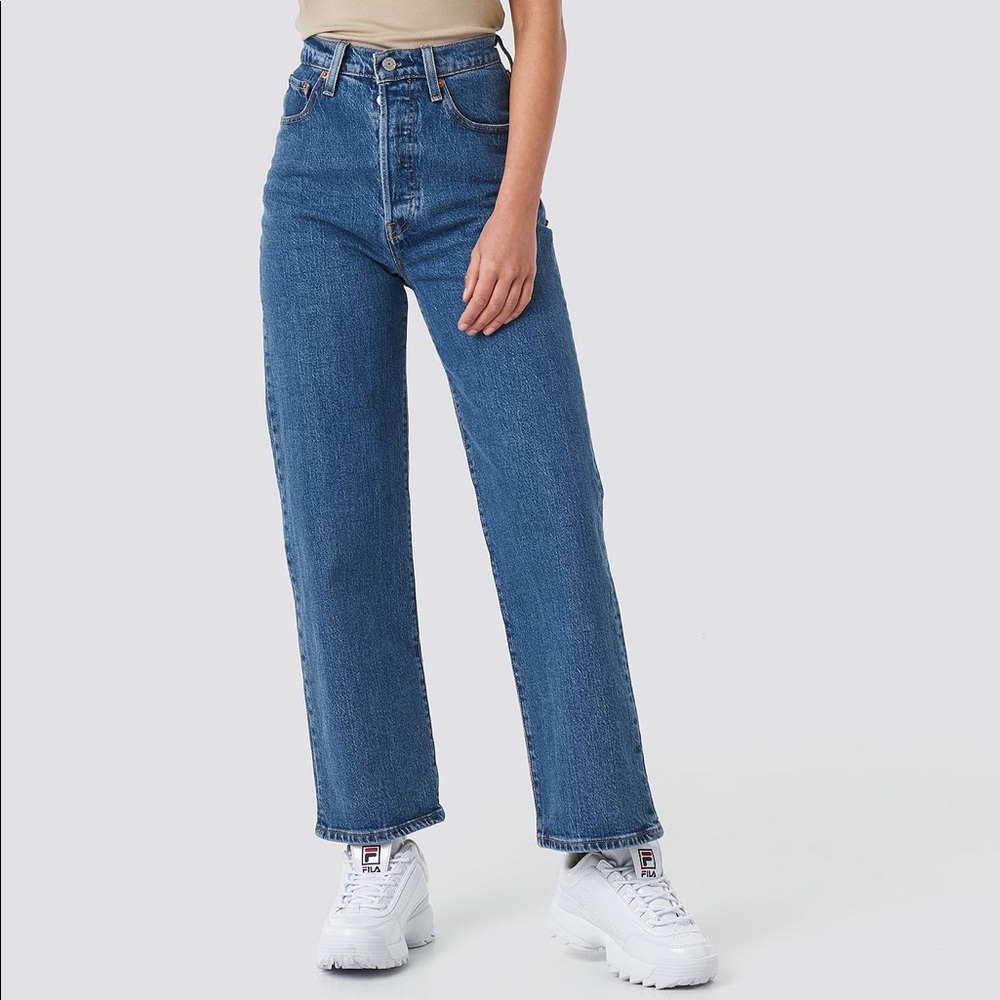 Levi's Ribcage BLue Straight Leg Women's Jeans